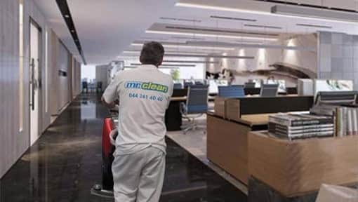 Beste Büroreinigung Zug mit Reinigungsfirma Zug