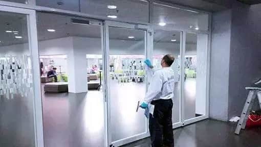 Reinigungsunternehmen mr.clean Fensterreinigung Das Reinigungsunternehmen mr. clean AG Schweiz